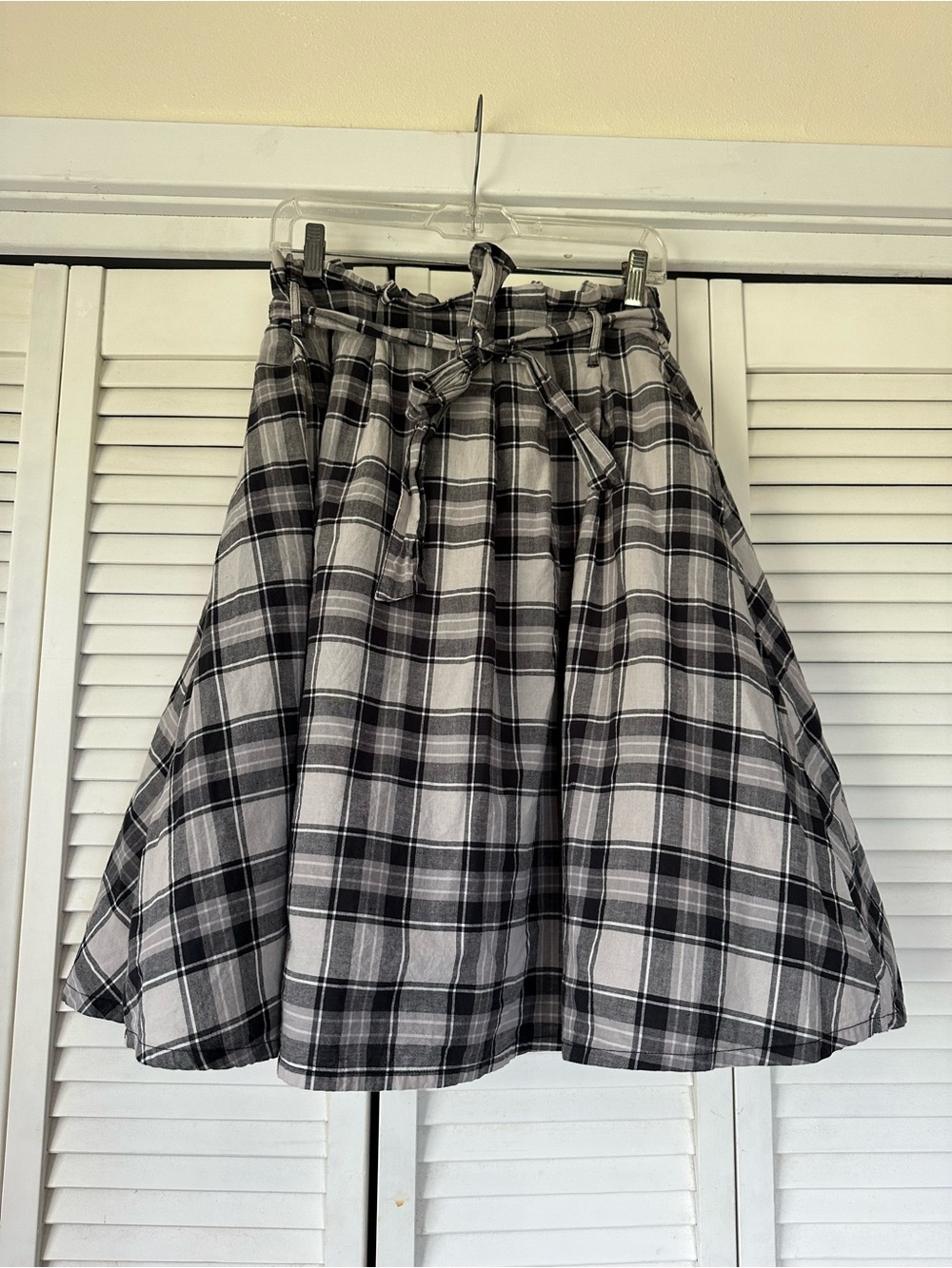 Japanese Black and White Plaid Paperbag Waist Skirt - Women